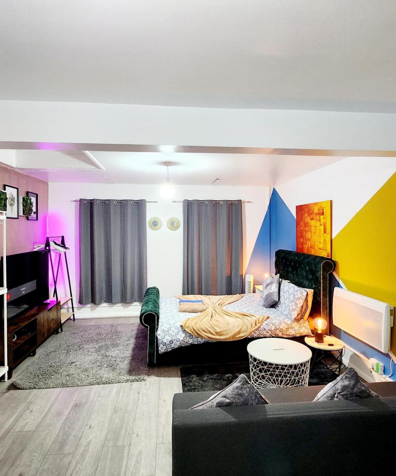 New Deluxe Studio Apt-2 Лондон Номер фото