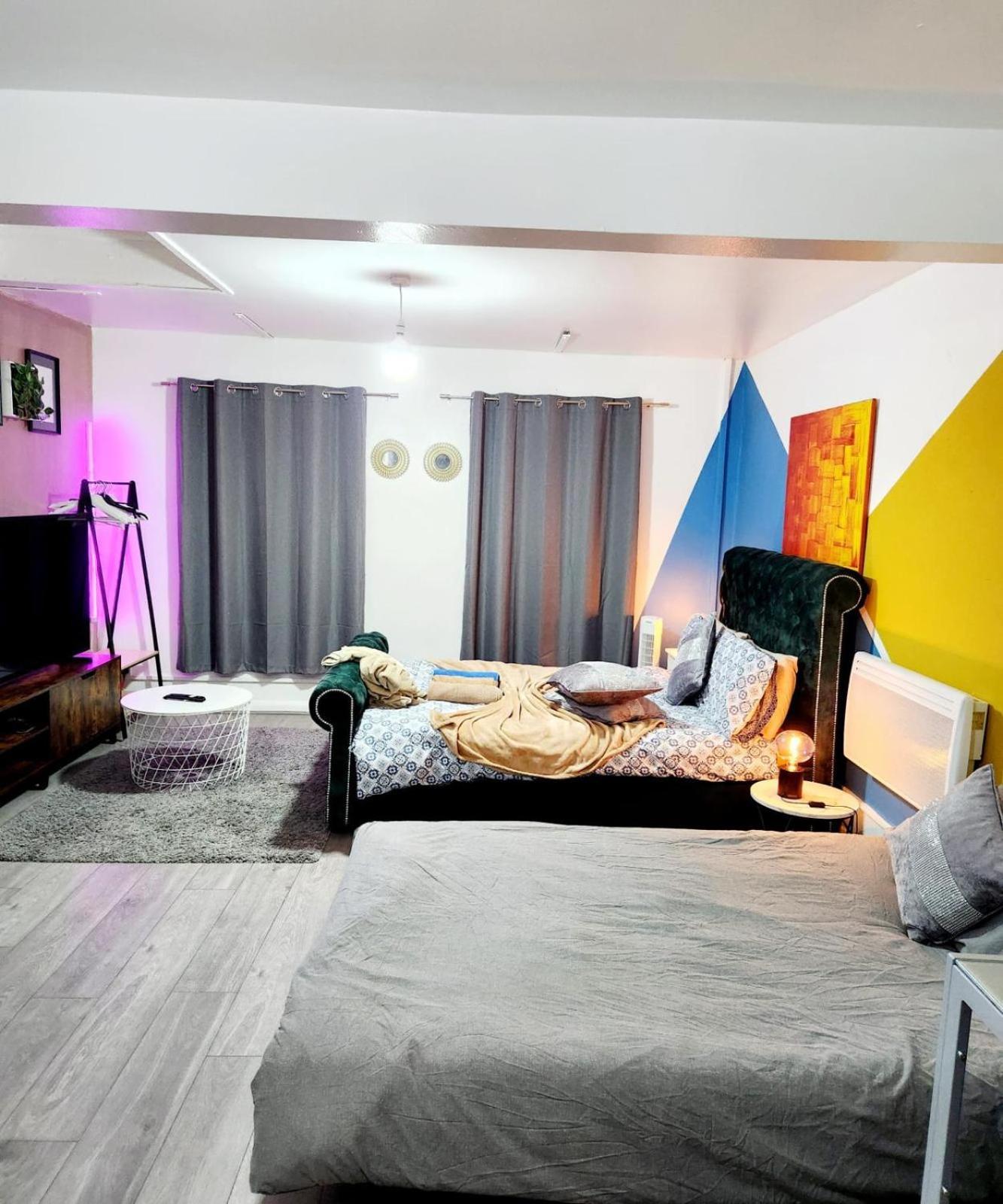 New Deluxe Studio Apt-2 Лондон Номер фото